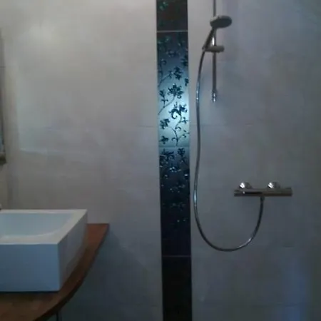 Inn Majatalo & Ravintola Emilia 3*