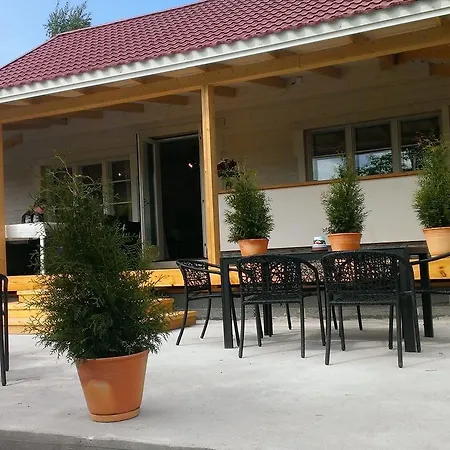 Inn Majatalo & Ravintola Emilia Ypaja
