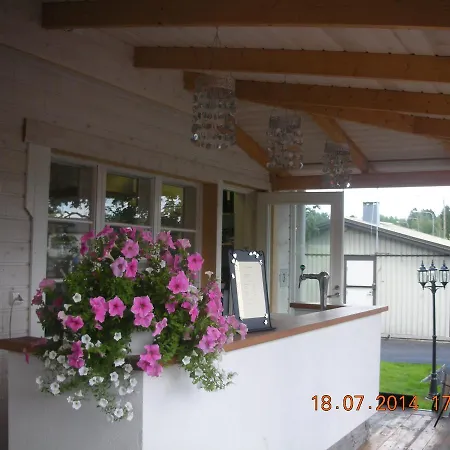 Majatalo & Ravintola Emilia Inn